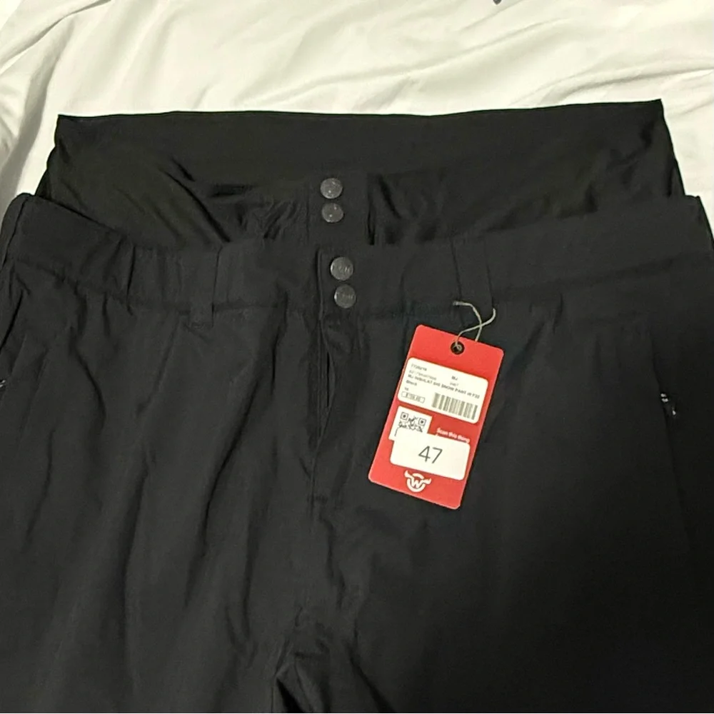 Moosejaw Women's Dark Ski & Snow Pants - Picture 8 of 10